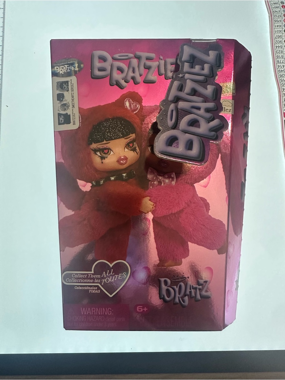 Bratiez Cloe  Valentine’s Day Collection